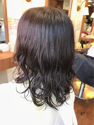 ミディアム パーマ 大野 まゆのヘアスタイル