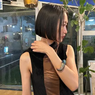 ミディアム Mikyo所属・江口 あゆみのヘアスタイル