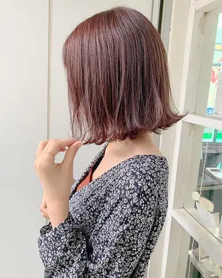 ミディアム カラー 榎園 由美のヘアスタイル