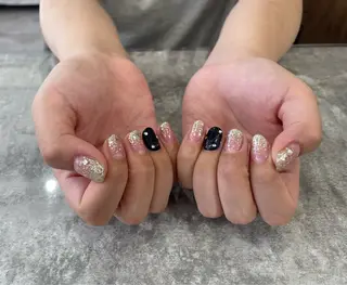 ネイル 澤田 葵のネイルデザイン