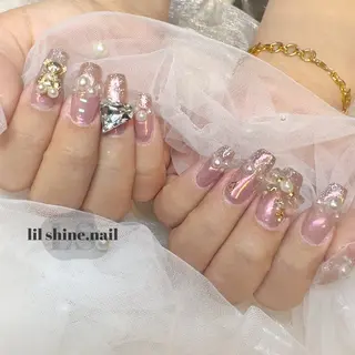 ネイル リル シャインのネイルデザイン