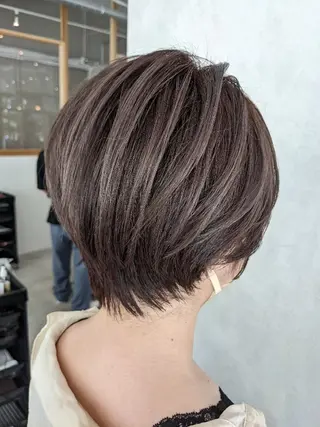 ショート 🪞ハイトーン特化 🪞KEISUKEのヘアスタイル
