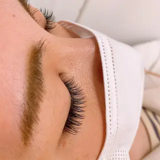 マツエク・マツパ Lucia 深野のマツエク・マツパデザイン