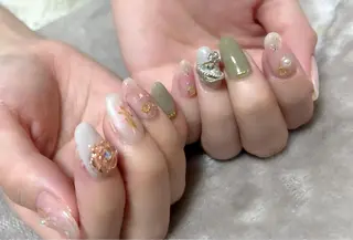 ネイル t. yoshizawaのネイルデザイン