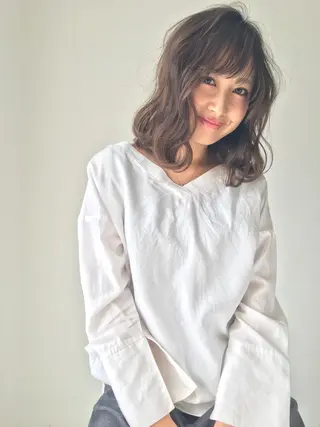 ミディアム 店長/mao/ 前髪/顔周りカットのヘアスタイル