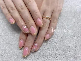 ネイル 岡本 友恵のネイルデザイン