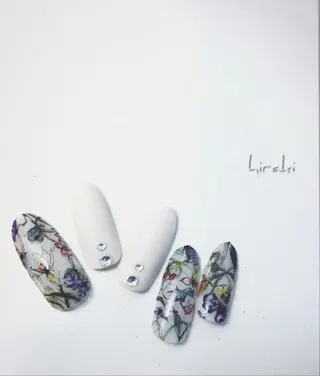 ネイル nail atelier AMBER所属・saori .の眉毛・アイブロウイメージ