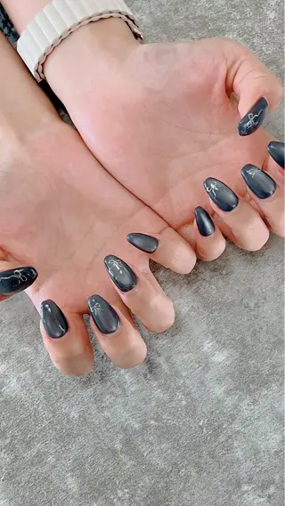 ネイル haleyume所属・shino🌟 痛ネイルのネイルデザイン