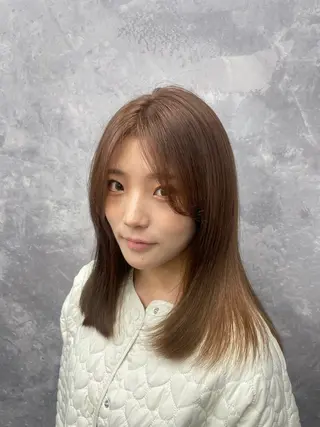 ミディアム カラー Beleza原宿所属・MOMO艶髪 🩵モテカラーのヘアスタイル