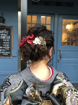 ロング ヘアアレンジ 中山 凪沙のヘアスタイル