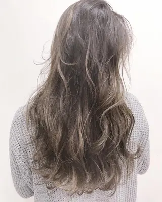 セミロング カラー WATARU🔥/ 外国人風ハイライトのヘアスタイル