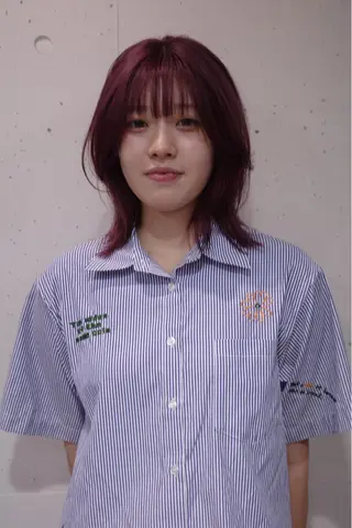 カラー MIURA HANAKIのヘアスタイル