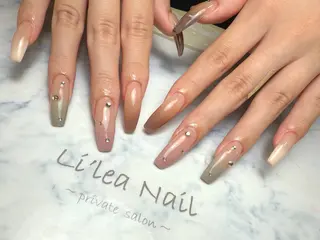ネイル Li'leaNail AINAのネイルデザイン
