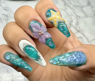 ネイル M.N_ nailのネイルデザイン