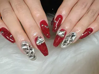 ネイル ECLAT エクラ所属・寺山 千鶴のネイルデザイン