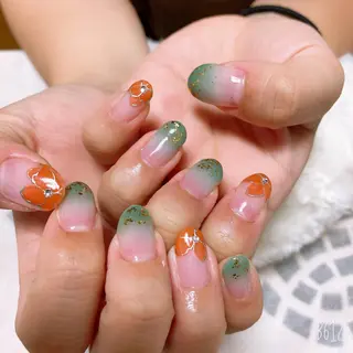 ネイル The Best Beauty受付担当のヘアスタイル