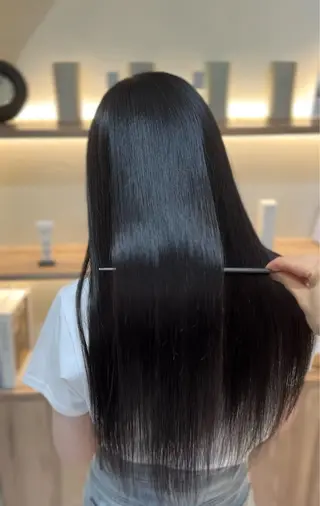 ロング 🩶レイヤー/艶髪/ 顔周り/韓国風/輝士のヘアスタイル