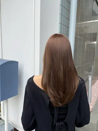 セミロング UMBER ROYC 💎 moeのヘアスタイル