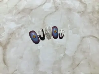 ネイル andulte MAIのネイルデザイン