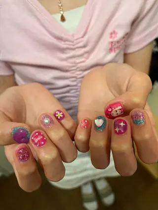 ネイル AIRI .のネイルデザイン