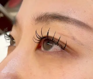 マツエク・マツパ Rich to 蒲郡店所属・夏目 汐梨のマツエク・マツパデザイン