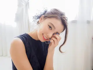 ミディアム N° 秋田店【ナンバー】のヘアスタイル