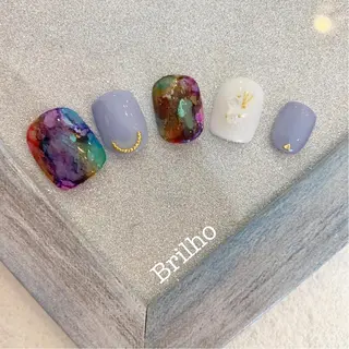 ミディアム Brilho SERIHOのネイルデザイン