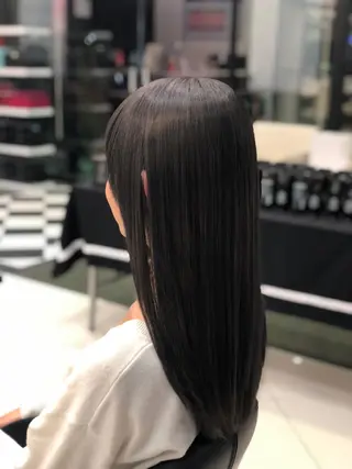 ロング パーマ 斉藤 翔平のヘアスタイル