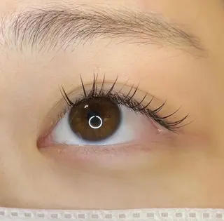 マツエク・マツパ 前田 亜由美のヘアスタイル