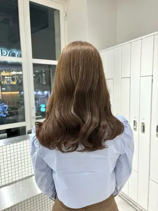 カラー Unami 表参道所属・ばんちなつ / ボブ/透明感カラーのヘアスタイル