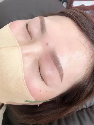 アイブロウ Elene  エレーヌ所属・Elene ˚✧₊東広島のマツエク・マツパデザイン