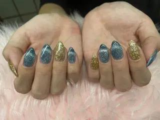 ネイル 安永 彩香のネイルデザイン