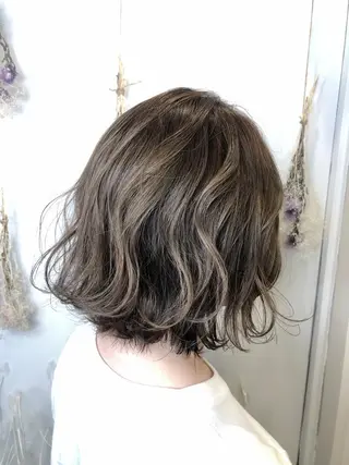 ショート カラー 三川 洋樹のヘアスタイル