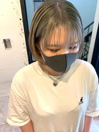 ショート カラー Fuuu《フゥ》所属・シノザキ シンゴのヘアスタイル