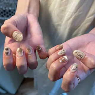 ネイル Amber21.所属・Nagahama Akariのネイルデザイン