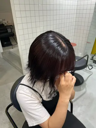 ミディアム Koto🌿 ブリーチなしカラーのヘアスタイル