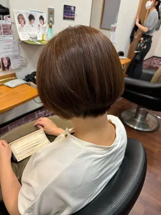 ショート 亀田 未有のヘアスタイル