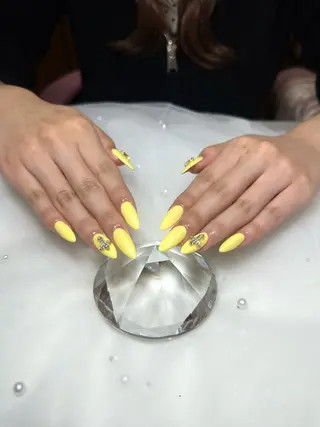 ネイル pikarin._.nails所属・pikarin nailsのネイルデザイン