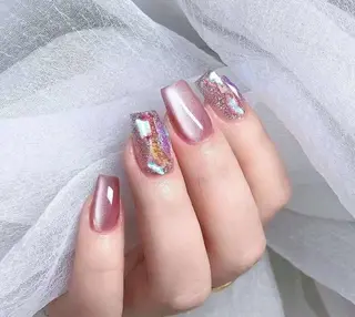 ネイル pink ladyサロン所属・べ にのネイルデザイン