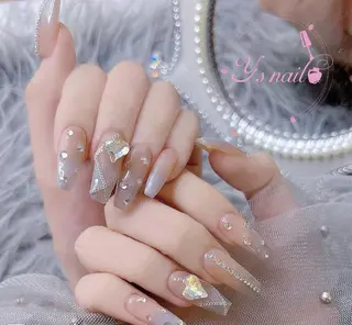 ネイル AngelChris ビューティーサロンのネイルデザイン