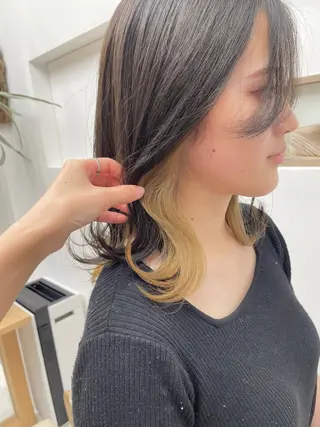 ミディアム カラー 福田 千尋のヘアスタイル