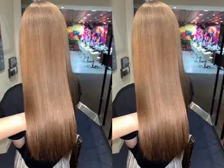 セミロング W_SALON ［触れたくなる艶髪］のヘアスタイル