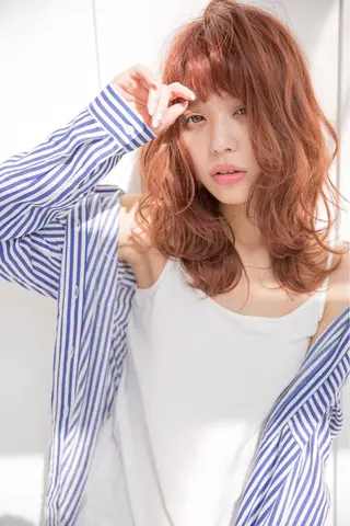 ミディアム カラー ○HITOMI ○のヘアスタイル