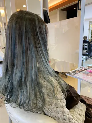 カラー 牧野 佳樹のヘアスタイル