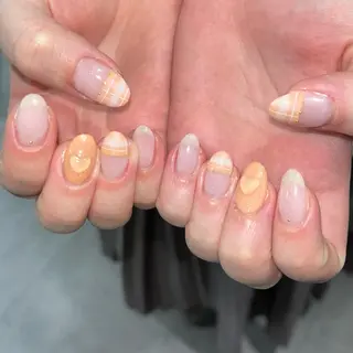 ネイル 🪐富島彩夏 /海外nail🪐のネイルデザイン
