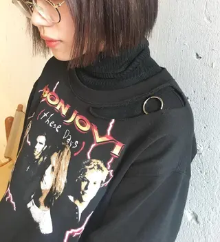 ショート カラー Fuuu《フゥ》所属・シノザキ シンゴのヘアスタイル