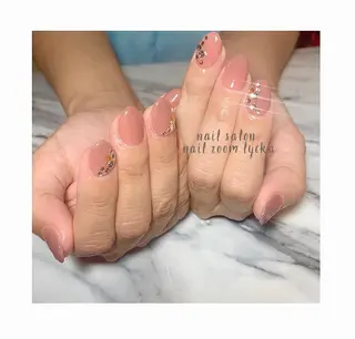 ネイル ﾈｲﾙﾙｰﾑﾘｯｶ 𝐦𝐚𝐲𝐮のネイルデザイン