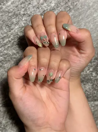 ネイル Yuji .Fのネイルデザイン