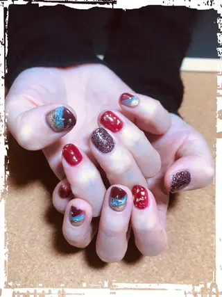ネイル ECLAT エクラ所属・寺山 千鶴のネイルデザイン