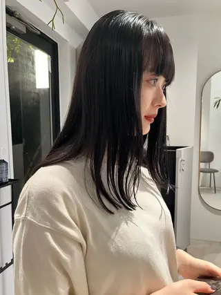 ミディアム カラー ナチュラルなhair / ヨシダトモキのヘアスタイル